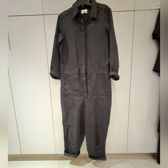 WILFRED Aritzia Women's Black Jumpsuit - Picture 2 of 4